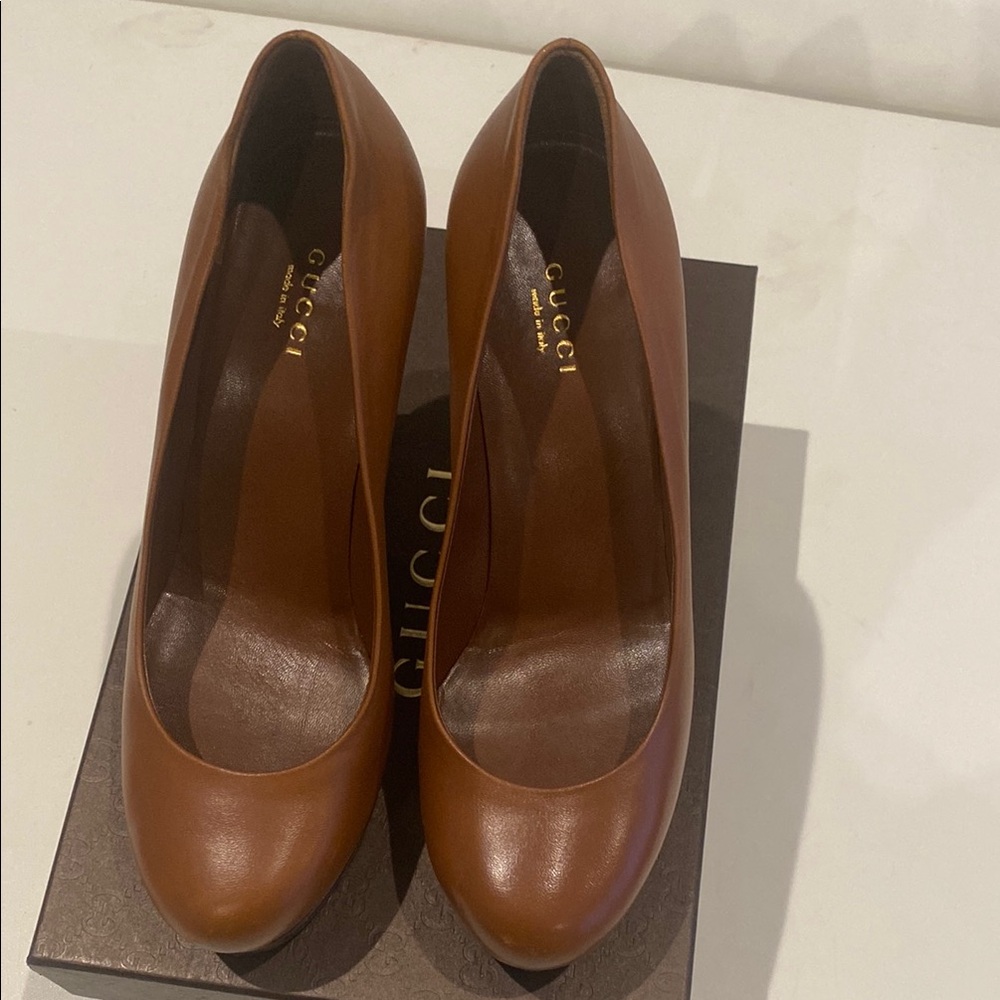 Authentic Gucci Women's Brown Platform Heels - Picture 3 of 11
